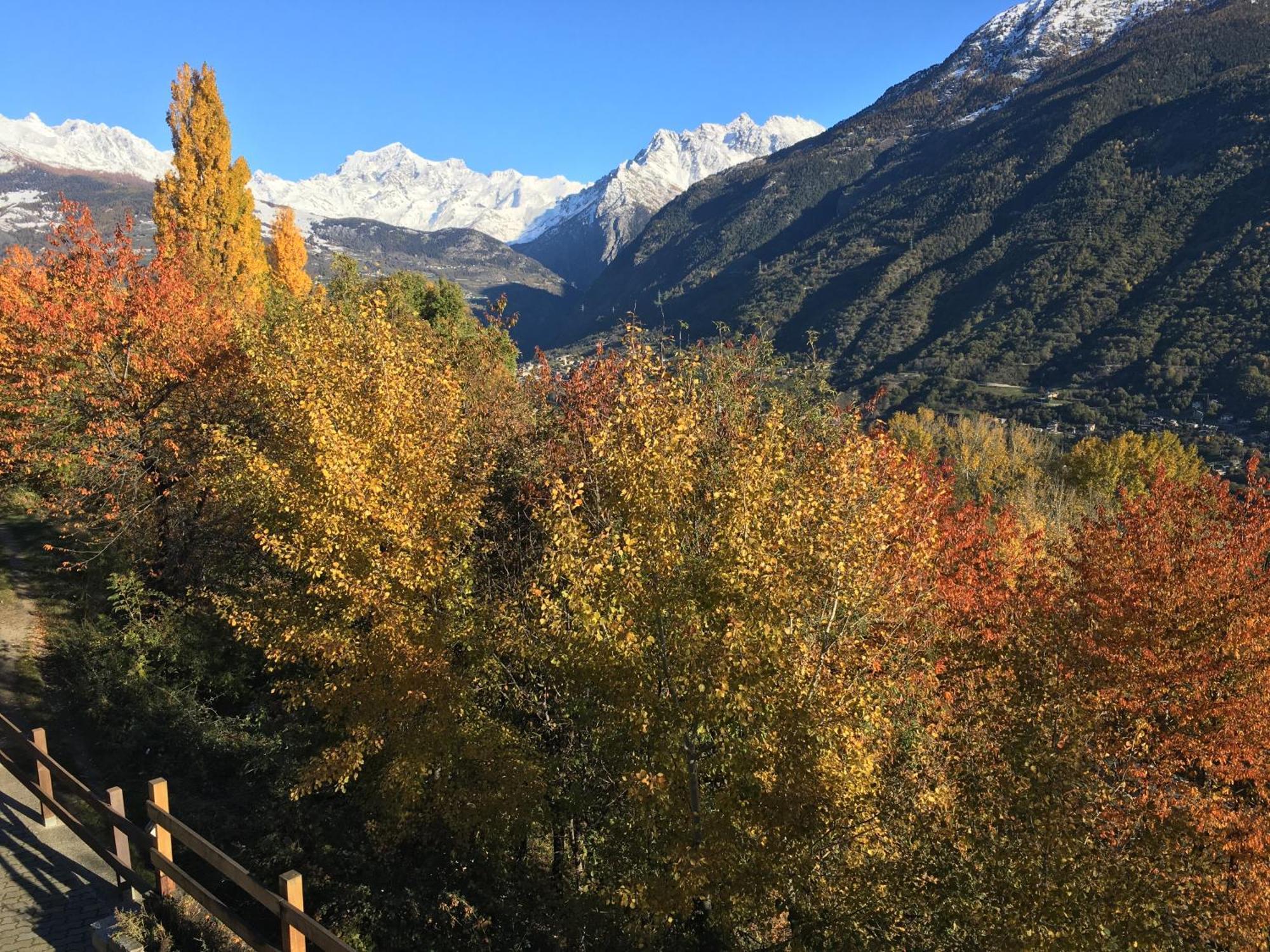 Apartmán La Casa Del Bosco Aosta Exteriér fotografie